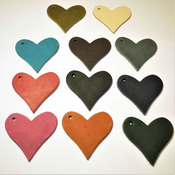 Schlüsselanhänger Rohling " Herz "  aus Fettleder versch. Farben